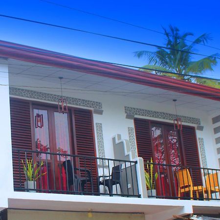 Samee Dream Guest Hotel Midigama East Exterior foto